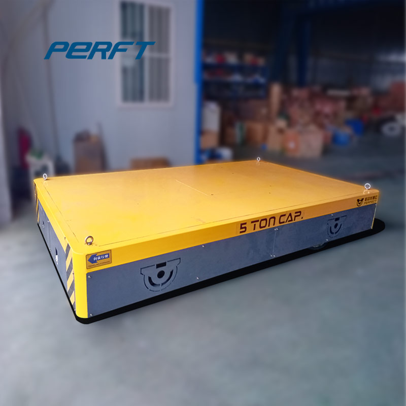 Large intelligent trackless transfer flatbed truck