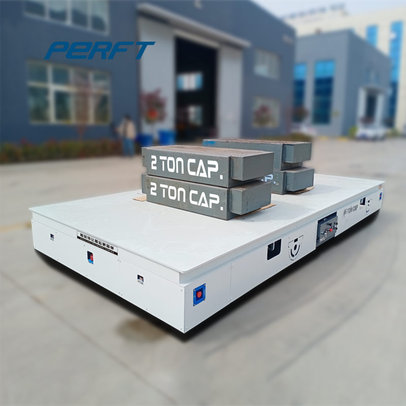 Trackless electric flatbed car for workshop transportation