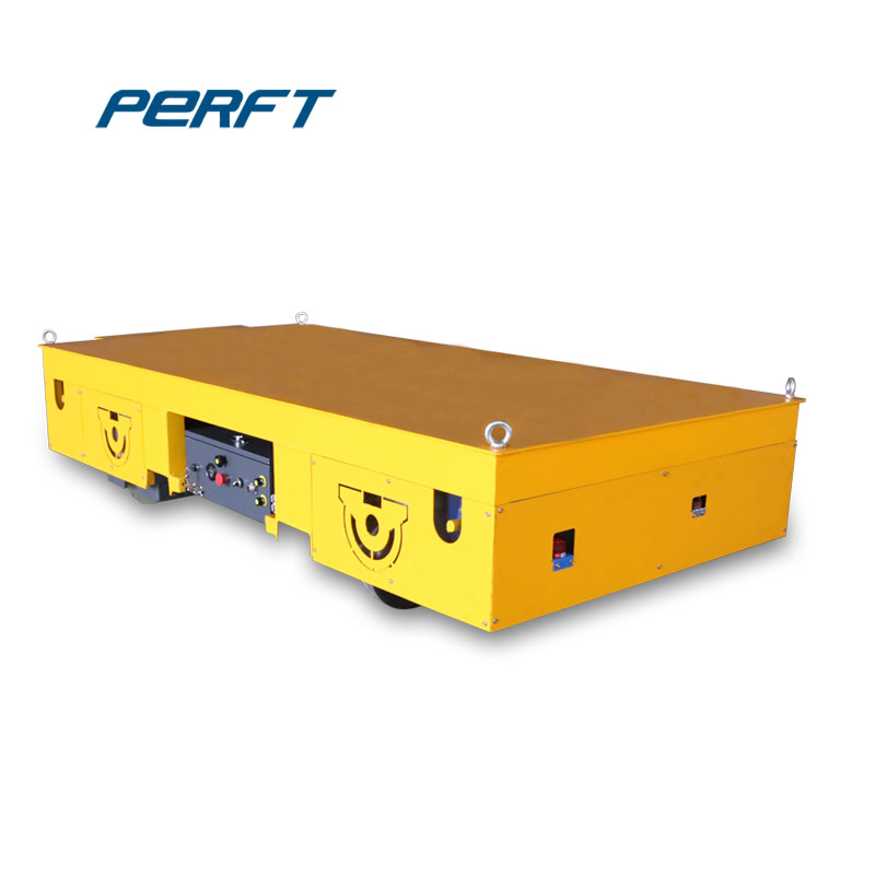 Steel products transportation track transfer vehicle