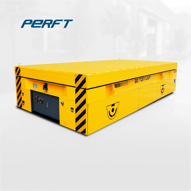 The difference between two-phase low-voltage rail electric flat car and three-phase low-voltage rail electric flat car?