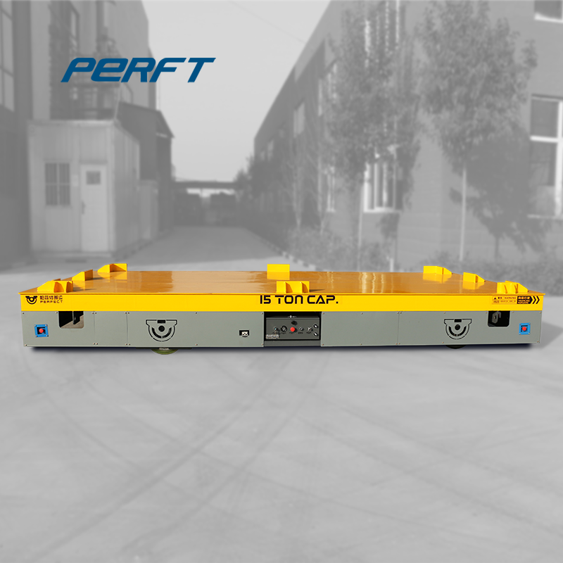 What are the characteristics of low voltage rail powered electric flatcars?