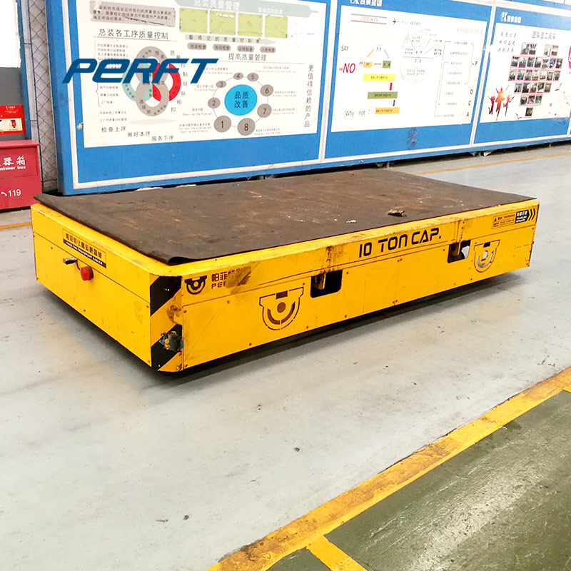 Trackless transfer cart with heavy load of 20 tons